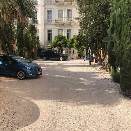 Aux Iles D'Or Apartment Hyères Екстериор снимка