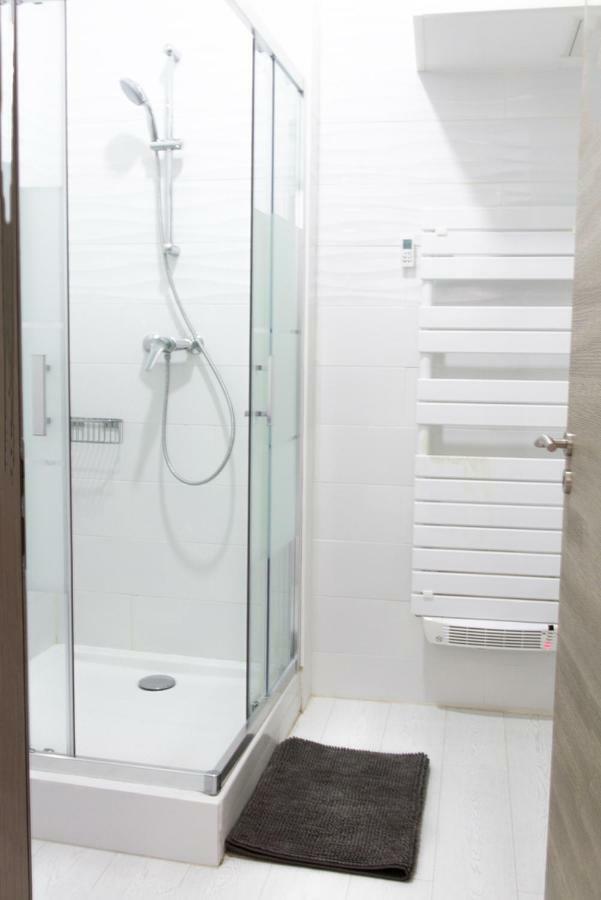 Aux Iles D'Or Apartment Hyères Екстериор снимка